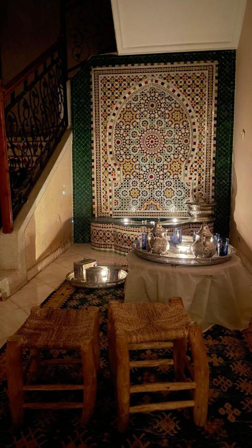 Maison De Ville Agreable Avec Un Patio Marocain ワルザザート エクステリア 写真